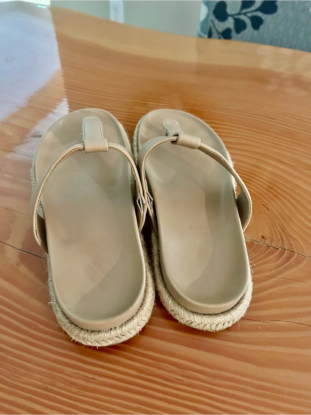Joie Cream Leather Toe-Post Espadrille Sandals - Picture 3 of 7